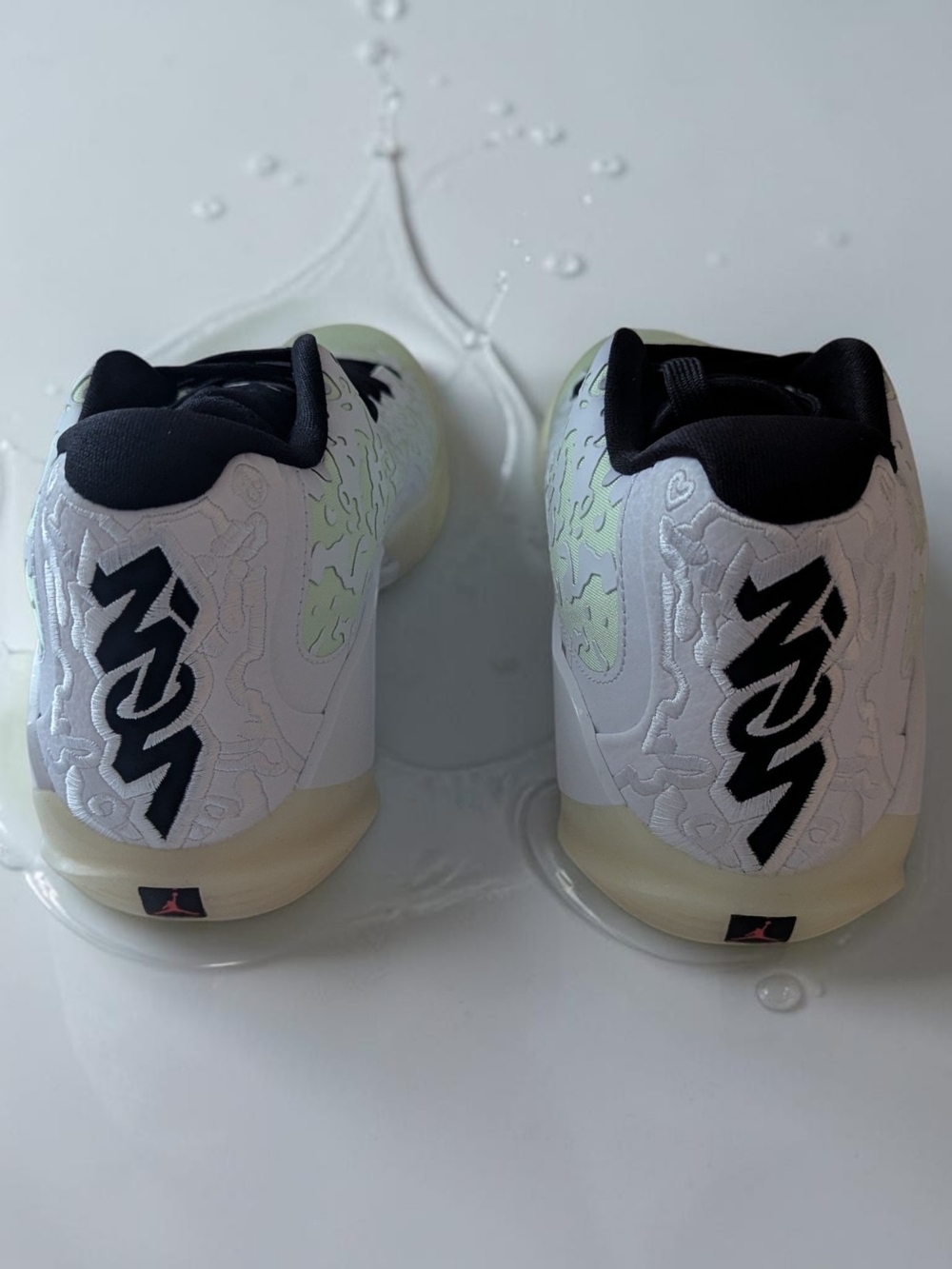 Air Jordan Zion III Men's Size 9 White Mint Green Black Basketball Sneakers - Picture 6 of 7